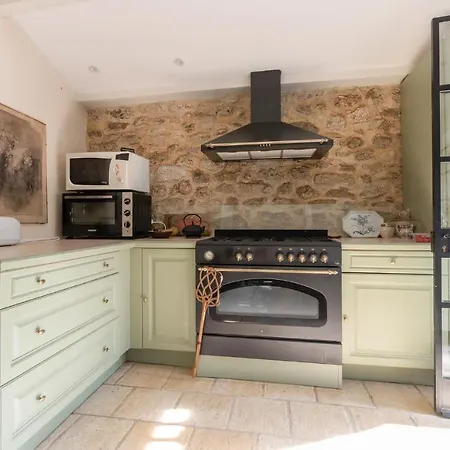 2 Bedroom Beautiful In * Montbazin